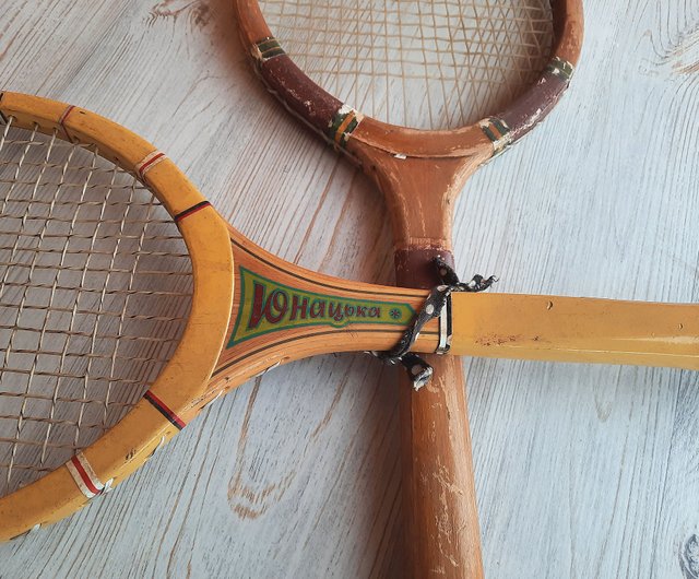 レトロ テニスラケット 2本セット ヴィンテージ 昭和レトロ KAWASAKI 軟式テニスラケット 2本セット - メルカリ