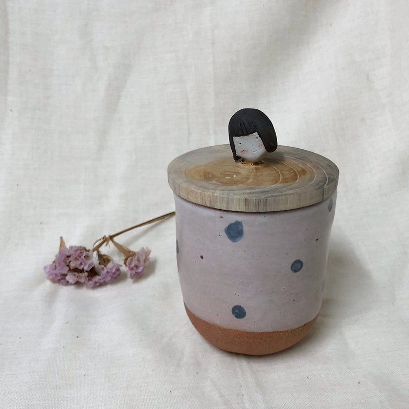 ceramic somebody cup  - 花瓶/陶器 - 陶 白色