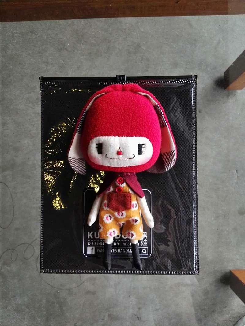 Pandaeyes handmade doll - retro sweet girl - Stuffed Dolls & Figurines - Cotton & Hemp Red