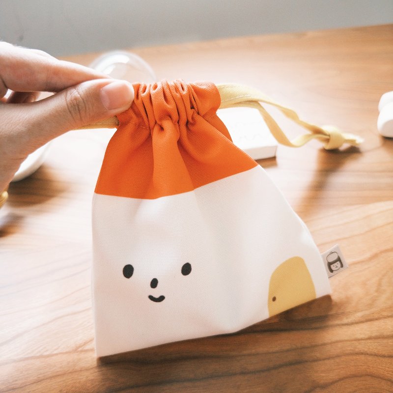 House - Drawstring Bag - กระเป๋าหูรูด - ผ้าฝ้าย/ผ้าลินิน สีแดง