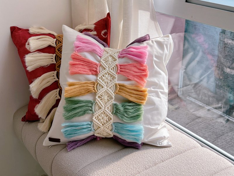 【Unicorn】Hand-woven cushion ribbon set customized gift - Pillows & Cushions - Cotton & Hemp Multicolor