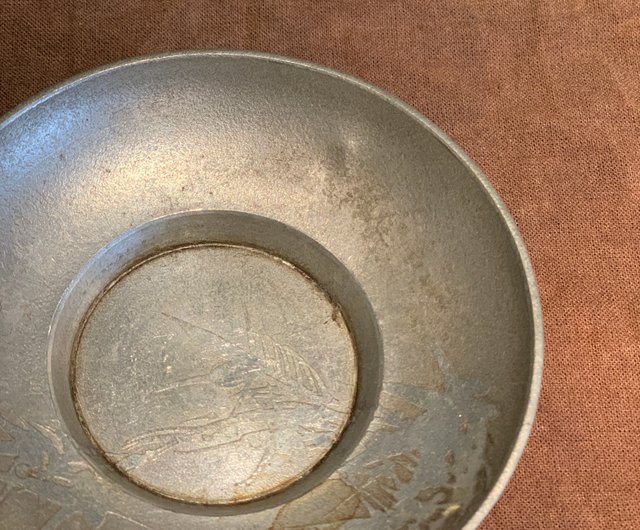 老件乾茂號造古錫杯托五入一組豊華vintage|餐桌/書桌人氣榜- Pinkoi 老件乾茂號造古錫杯托五入一組豊華vintage|餐桌/書桌人氣榜- Pinkoi