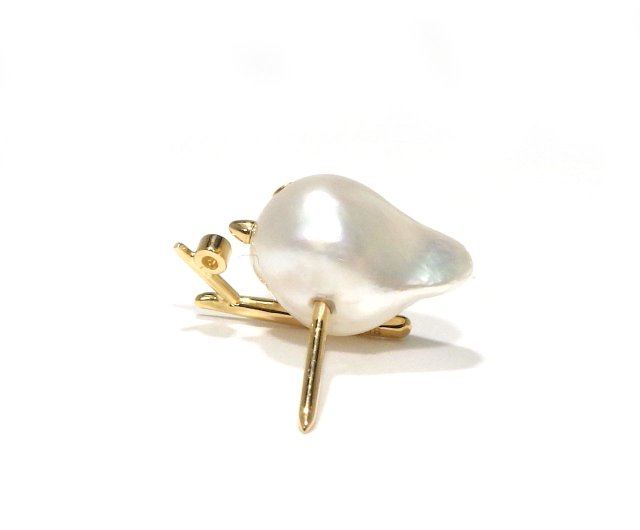 Little bird Pin brooch Lapel pin South sea pearl Diamond 18K