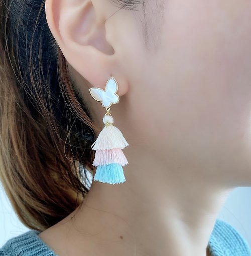 RURI RURI | 天然珍珠貝母蝴蝶 粉嫩三色流蘇耳環 耳夾