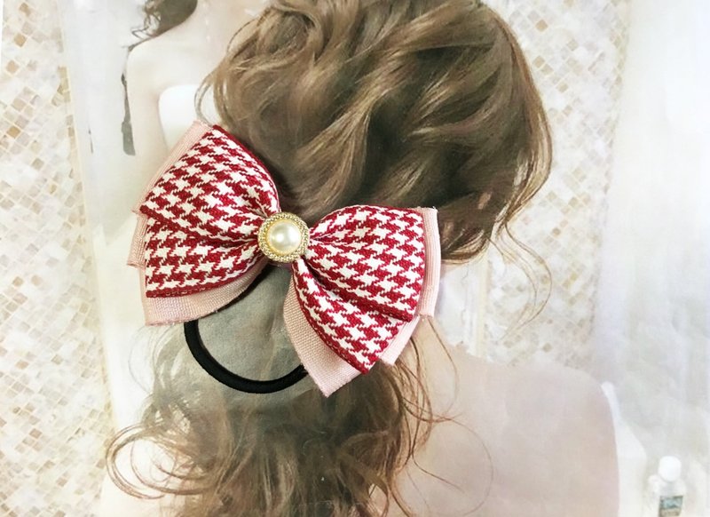 [Made in Japan] Houndstooth ribbon Hair tie Large ribbon - 髮夾/髮圈 - 聚酯纖維 紅色