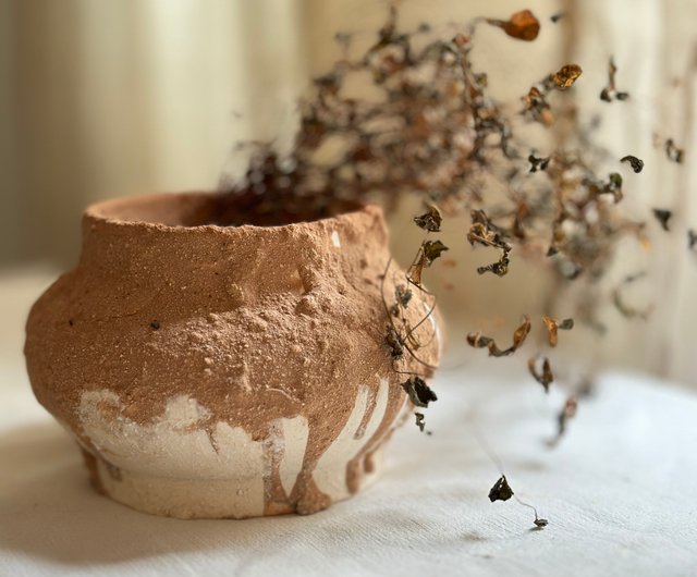 50013-土吉峰砂岩手作り陶器素焼き花瓶 - ショップ JSVS 花瓶・植木鉢