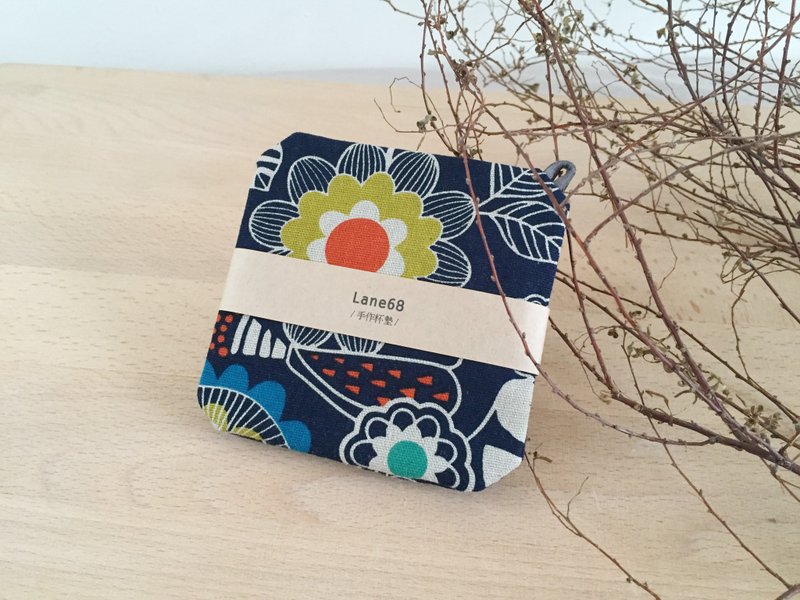 手作杯墊-幾何花卉 (一組2個) - 杯墊 - 棉．麻 多色