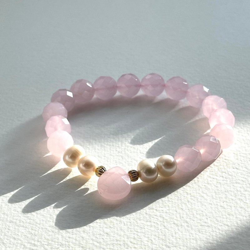 [Lucky Glazed] Pink Glazed Water Drop Freshwater Pearl Simple Gold-plated Bracelet Believe that you are cheerful and peaceful - สร้อยข้อมือ - กระจกลาย หลากหลายสี