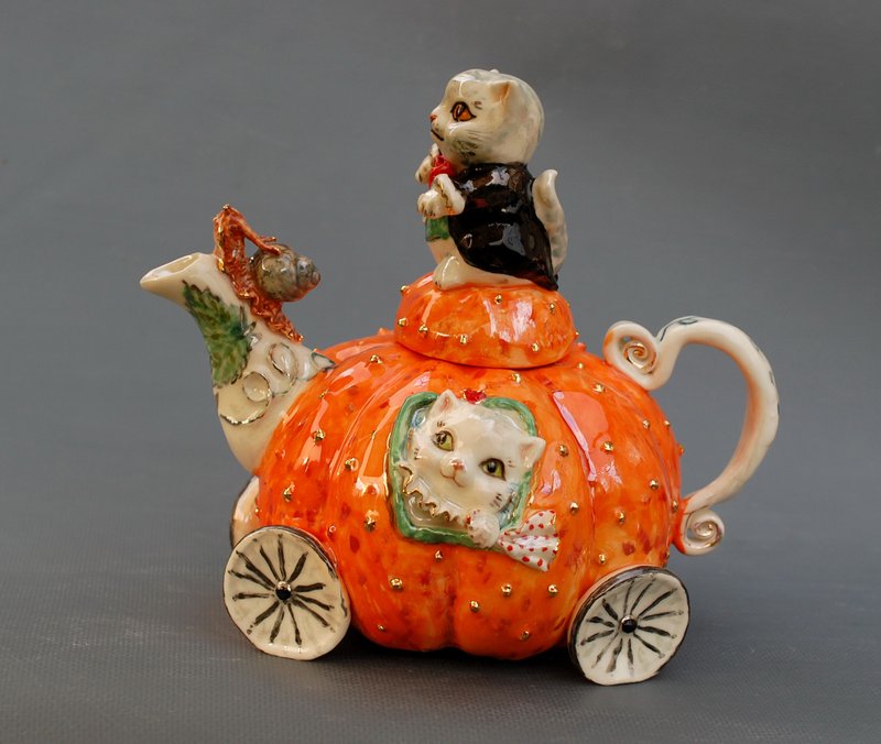 Pumpkin teapot cute cats figurines Handmade porcelain teapot festive tea party - Teapots & Teacups - Porcelain Multicolor