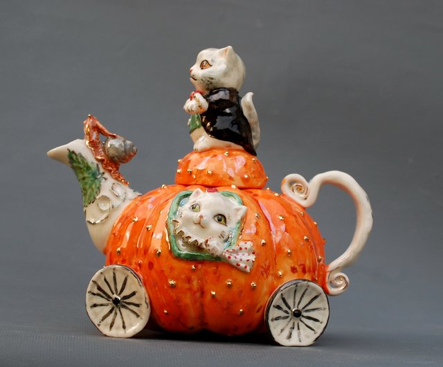 かぼちゃのティーポット かわいい猫の置物 手作りの磁器の