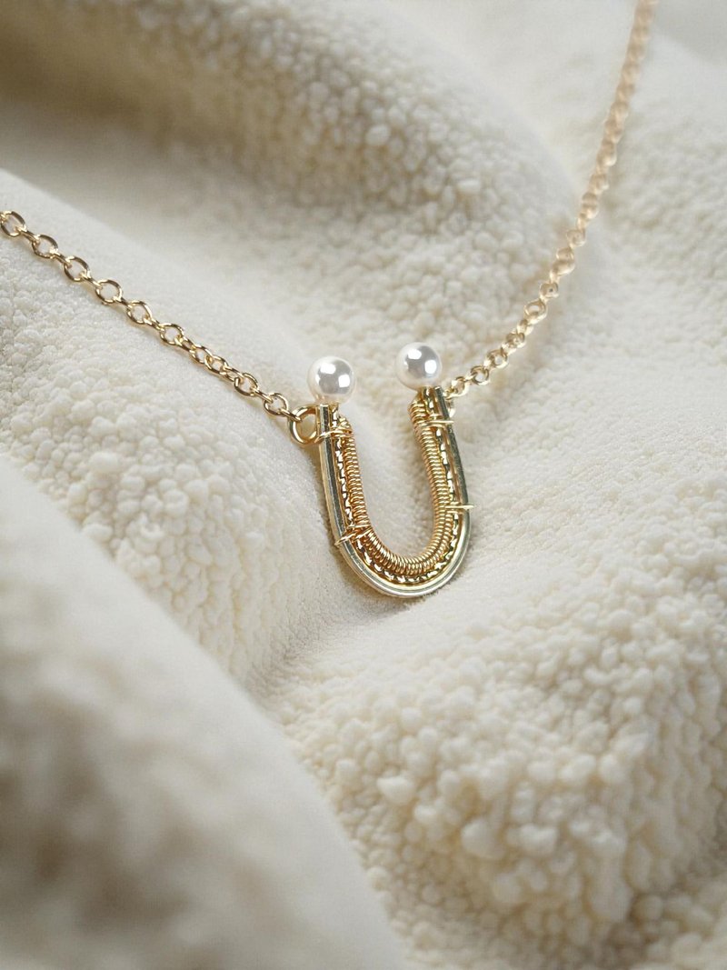 金織馬蹄鐵項鍊 馬蹄鐵流行款 飾品 墜飾 首飾 輕珠寶  幸運 - 項鍊 - 珍珠 金色