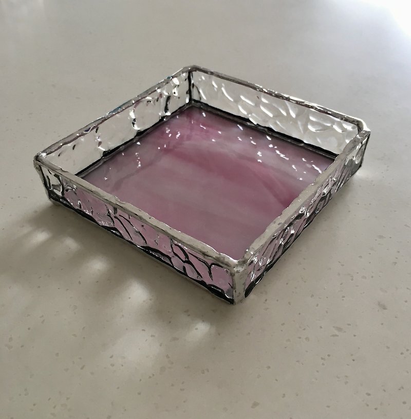 Jewelry Tray Day Dream Pastel Pink 1 Glass Bay View - ของวางตกแต่ง - แก้ว สึชมพู
