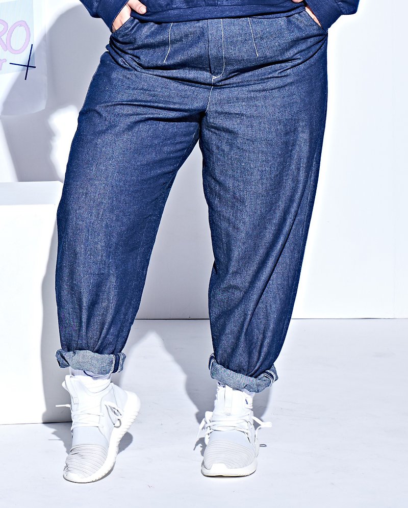 大規模なジーンズのウエストAB - パンツ レディース - コットン・麻 ブルー