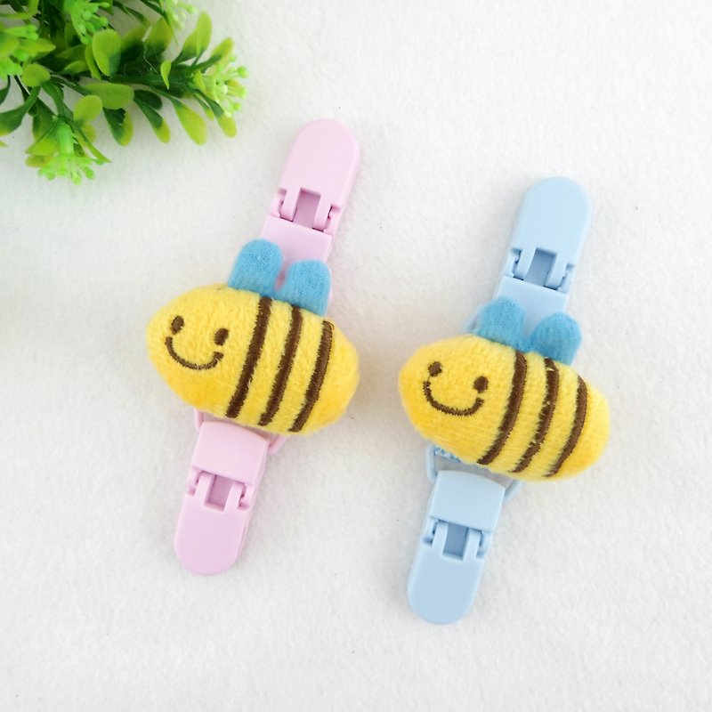 Happy Bee. Handkerchief folder / Universal folder / Toys clip / stud clip (with the same paragraph pacifier chain) - Bibs - Cotton & Hemp Multicolor