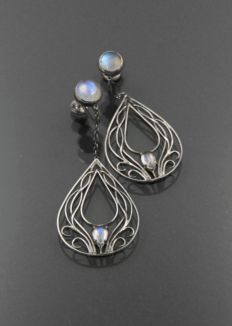 - Curtain Moon - Earrings Earring - Earrings & Clip-ons - Sterling Silver Silver