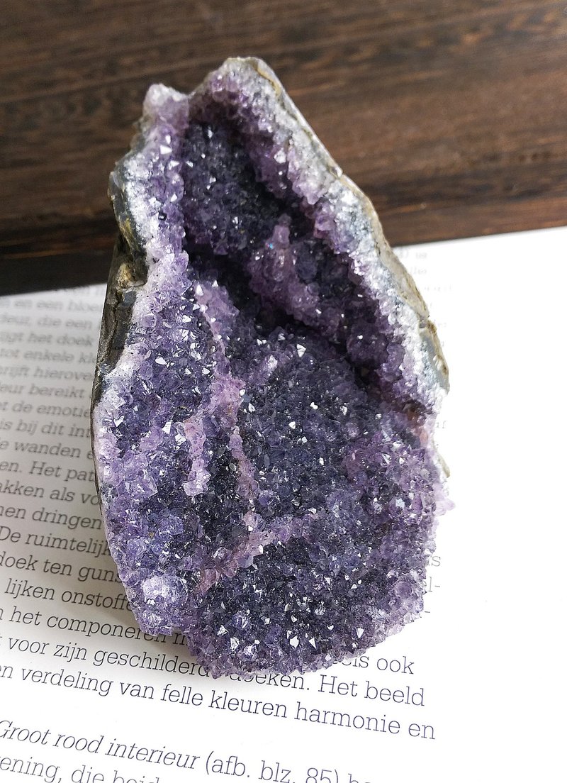 Amethyst 巴西產地 原皮紫水晶 小晶洞 天然礦石 原礦 - 擺飾/家飾品 - 其他材質 