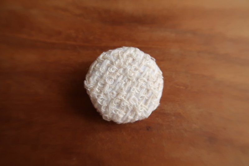 Brooch/Hair tie (S) 98　2way　white　【gift】 - 胸針 - 棉．麻 白色