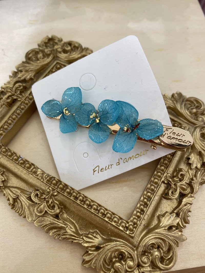 Real flower pressed flower hair clip hairpin barrette - Hair Accessories - Plants & Flowers Blue