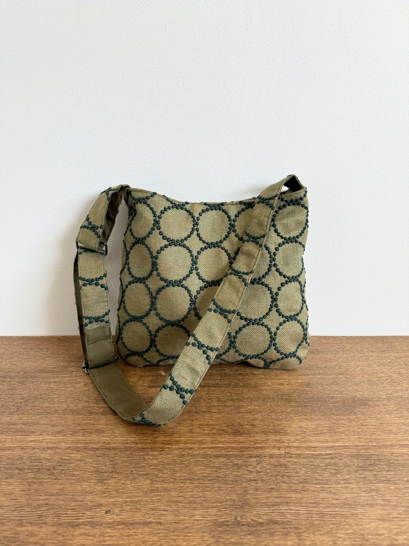 One-handle bag Mina Perhonen Tambourine Handmade - Messenger Bags & Sling Bags - Cotton & Hemp Green