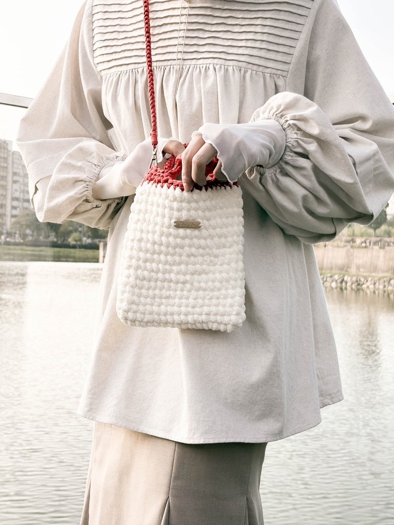 Japanese bag-Milk hand-woven woven bag handbag - Messenger Bags & Sling Bags - Cotton & Hemp White