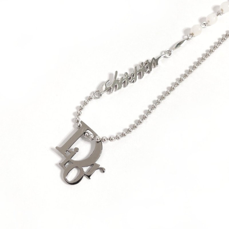 【日本直送 中古美品】クリスチャンディオール Christian Dior ネックレス ペンダント ロゴ メタル シルバー ヴィンテージ - 項鍊 - 貴金屬 銀色