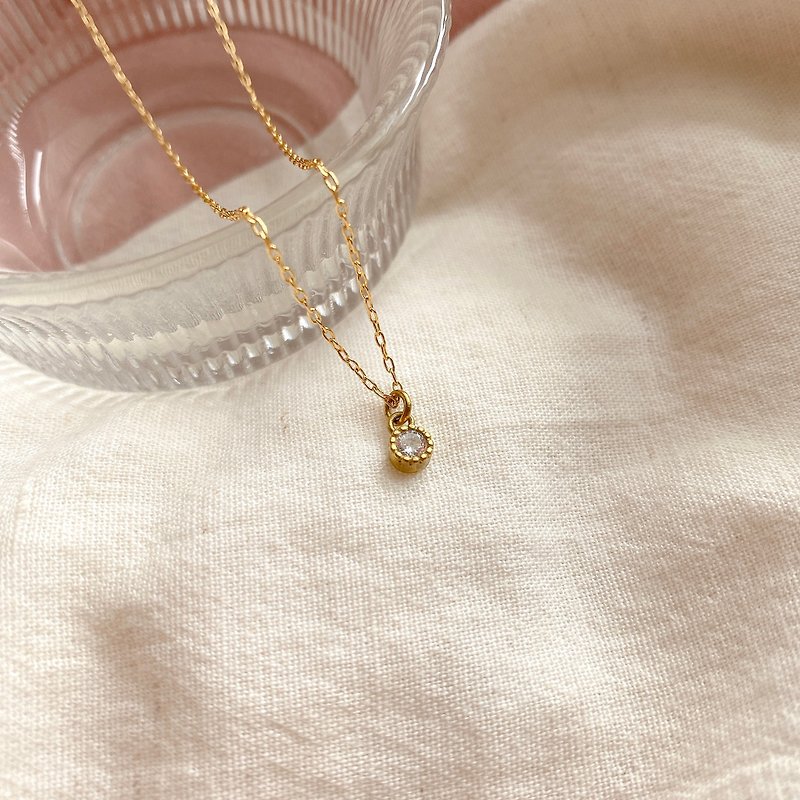 Golden circle-Brass zircon handmade necklace - สร้อยคอทรง Collar - ทองแดงทองเหลือง สีทอง