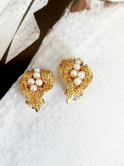 老時光製造所 vintage jewelry 典雅金色蕨葉珍珠 夾式耳環