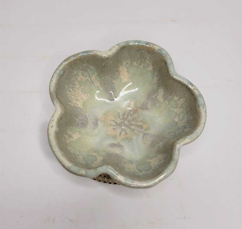 Plum Blossom Series- Sauce Dish Bean Dish Small Dish - Small Plates & Saucers - Pottery 