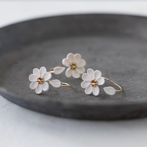 ★daisy★♡14kgf 14K Yellow Gold Daisy Stud