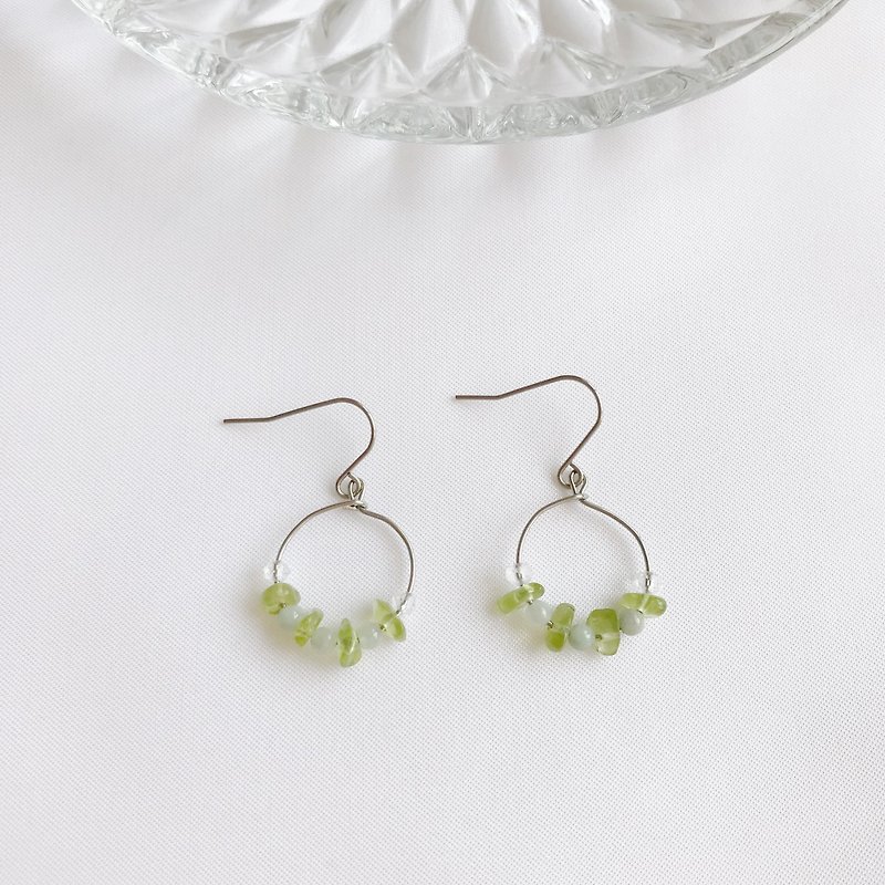 String string. Stone. Jade natural stone allergic Stainless Steel coil Clip-On ear hook - Earrings & Clip-ons - Crystal Green