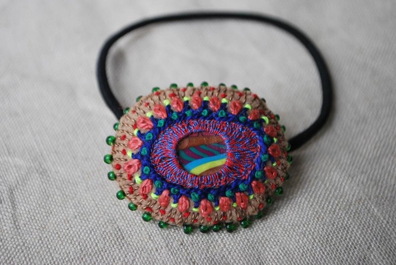 Colorful embroidered hair tie Daen - Hair Accessories - Thread 