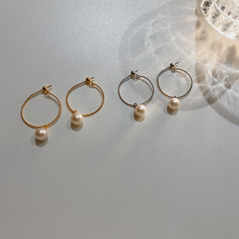 PJ. Twist C-ring sterling silver multi-wear earrings - ต่างหู - ไข่มุก 