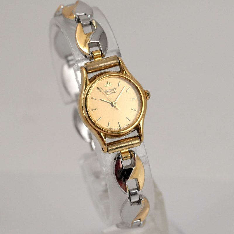 SEIKO 女性用腕時計 クォーツ 2Y01-0A10  ゴールド文字盤 ツートンブレスレット 手錶 古董錶 復古手錶 - 女錶 - 不鏽鋼 金色