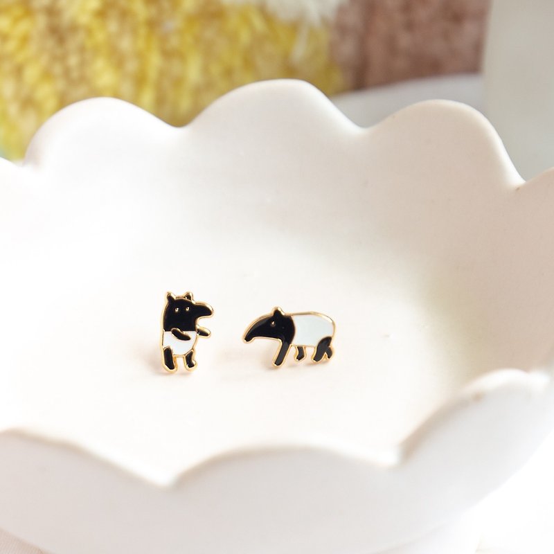 Malayan Tapir Give Me a Hug Mother and Child Series Clip-on Earrings Birthday Gift - Earrings & Clip-ons - Enamel Black