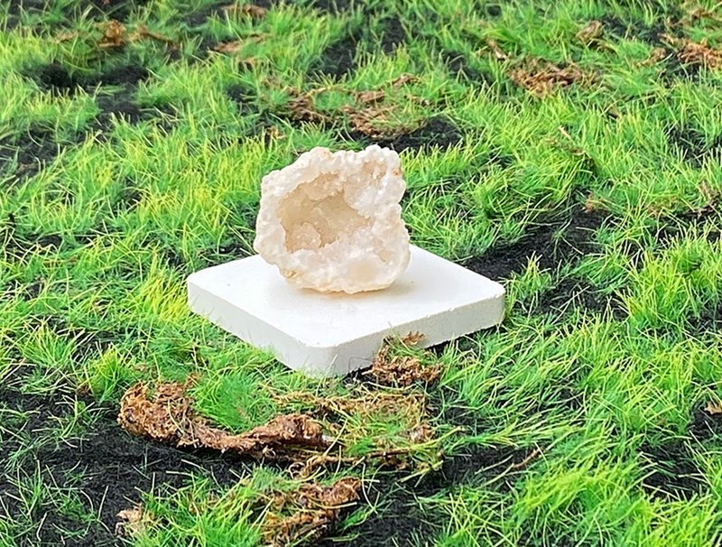 天然原礦晶瑩剔透招財瑪瑙白晶洞 招財開運 快速出貨 風水擺件 - 擺飾/家飾品 - 水晶 白色