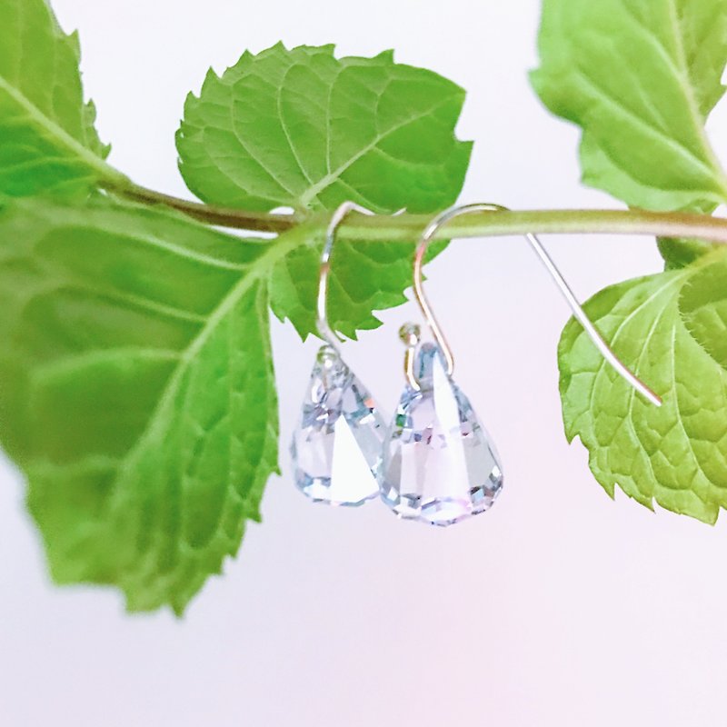 925 sterling silver crystal earrings gleaming transparent elves electroless anti-allergy attached silver polishing cloth - Earrings & Clip-ons - Glass Blue