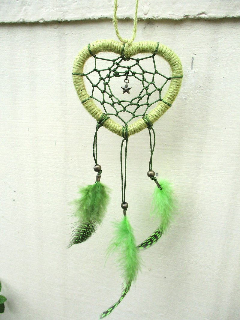 Little Kites - Heart Dreamcatcher - Olive Green 7.5cm - อื่นๆ - ผ้าฝ้าย/ผ้าลินิน สีเขียว