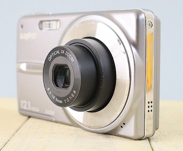 Working Product] SANYO DSC-X1250 Compact Digital Camera S/N 