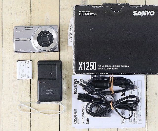 完動品】 SANYO DSC-X1250 コンパクトデジタルカメラ S/N V8009884 