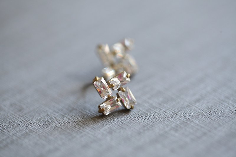 :: jiejie :: love advertising earrings │ square section - brass / zircon / ear acupuncture - Earrings & Clip-ons - Gemstone White