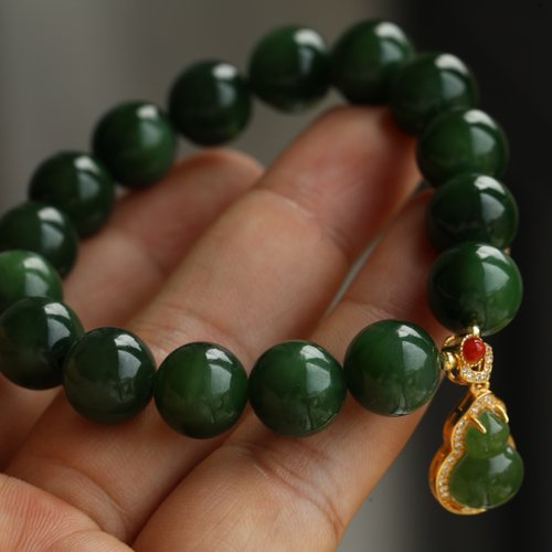 Angel's tears 天使之淚 Jewelry Design 12mm天然和田玉 /和闐玉-菠菜綠碧玉. 碧玉葫蘆設計單圈手串