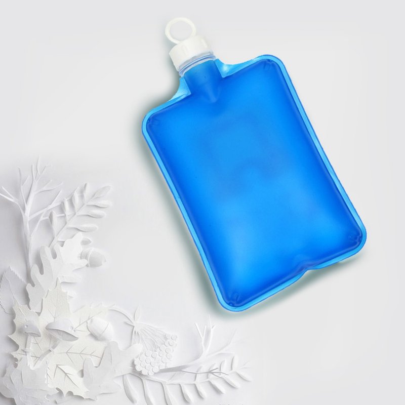 Eco-friendly TPE Flexible Water Bottle, 3D Tank Shape, 350cc - Pitchers - Waterproof Material Blue