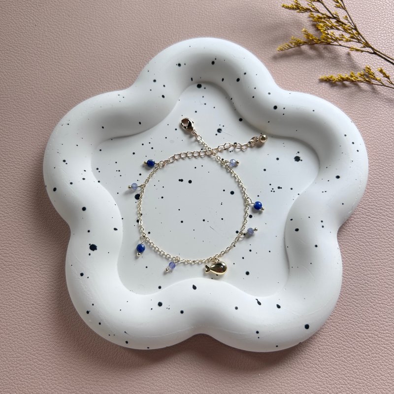 療癒系列 No.4 接納傷口 14k金練x藍紋石x魚吊飾-水金手練 - 手鍊/手鐲 - 水晶 藍色