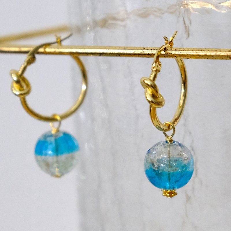 ALYSSA &amp; JAMES Knotted Metallic Light Blue Essential Oil Glass Beads Earrings* with Essential Oil Set