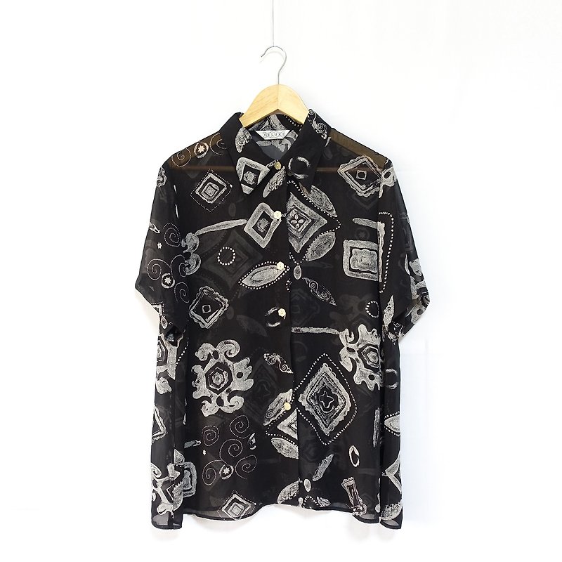 │Slowly│ vintage shirt 11│vintage. Retro. Literature - Women's Tops - Polyester Black