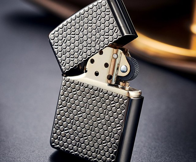 ZIPPO official flagship store] Pattern embossed pattern (bright gold)  windproof lighter ZA-3-163A - Shop zippo Other - Pinkoi