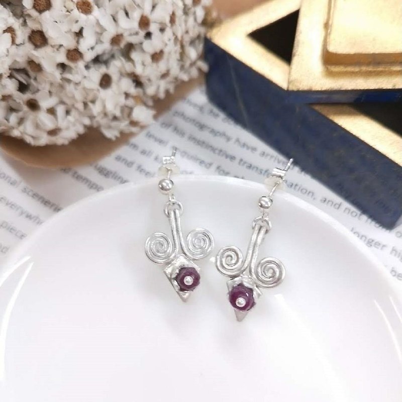 earring. Ruby sterling silver small earrings earrings - ต่างหู - เครื่องเพชรพลอย สีเงิน