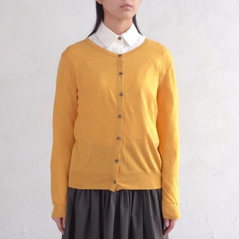 草木染針織外套 桑染 - 女毛衣/針織衫 - 其他材質 黃色
