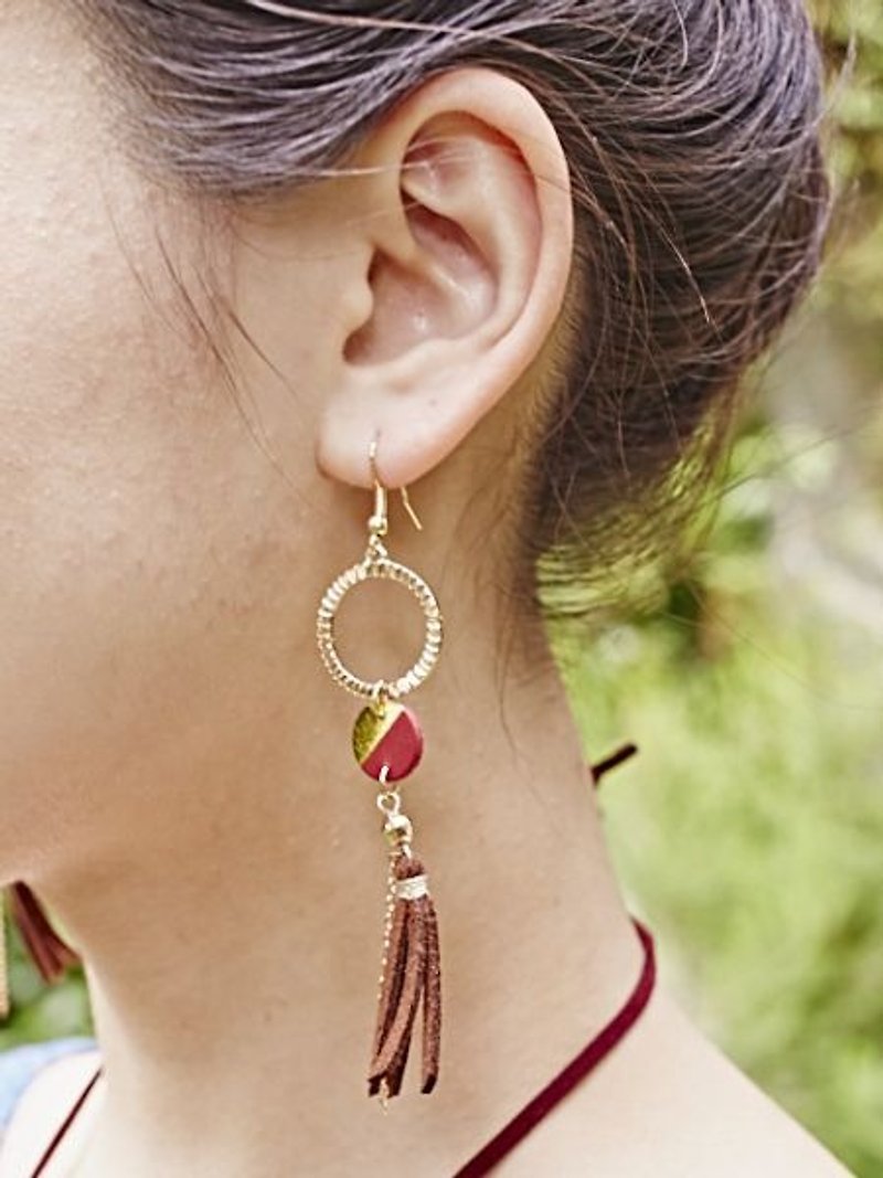 Pre-order geometric hot stamping earrings (three models) CSOZ7303 - ต่างหู - วัสดุอื่นๆ หลากหลายสี