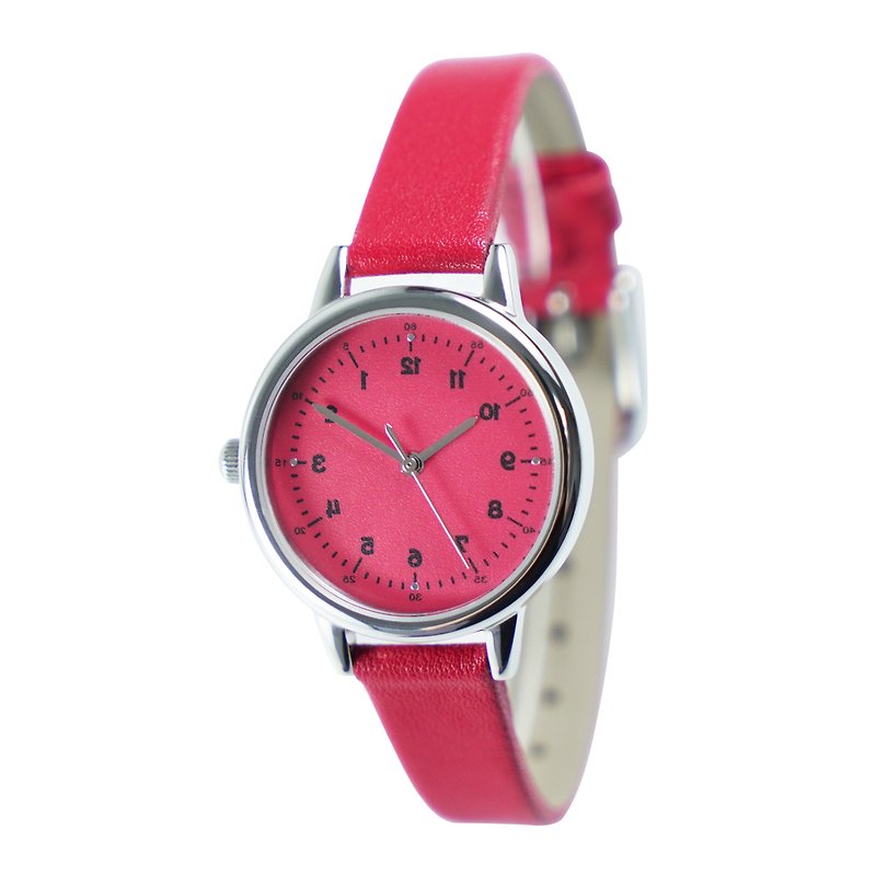 女性の反時計回りのエレガントな腕時計レッド ダイヤルとストラップのパーソナライズされた腕時計 世界中に無料配送 - 腕時計 - 金属 レッド